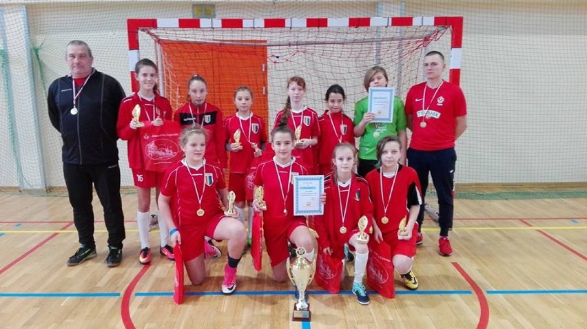 UKS Tęcza Bydgoszcz mistrzem województwa kujawsko-pomorskiego w futsalu kobiet do lat 13 [zdjęcia]