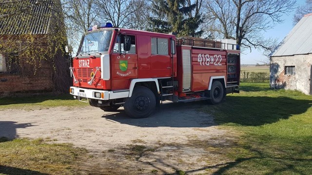 Ochotnicy z Bobrowa i Zgniłobłot współpracowali ze strażakami z Brodnicy podczas gaszenia pożaru w kominie w Bobrowie