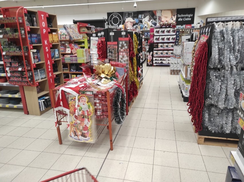 Gnieźnieńskie sklepy gotowe na święta. Zobacz jakie bożonarodzeniowe ozdoby możesz kupić i za ile [FOTO]