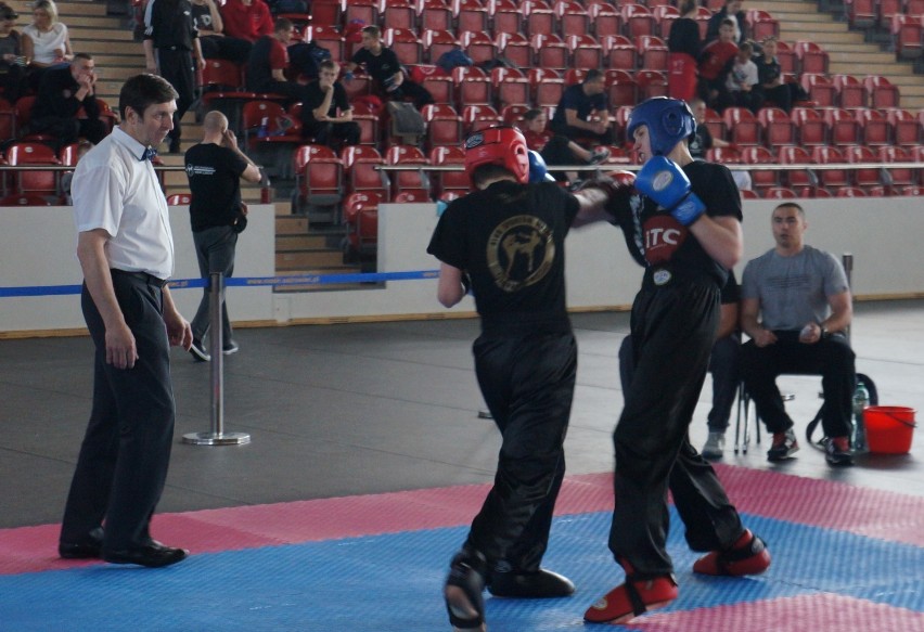Zawodnicy KSW Gorzów przywieźli trzy medale z Pucharu Polski kadetów w kickboxingu [zdjęcia]