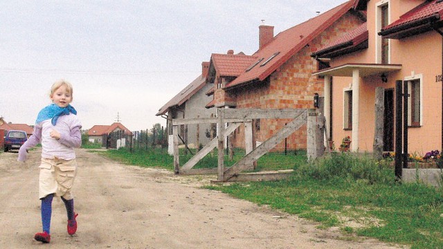 W Jastrzębi nowe domy powstają na dawnych polach uprawnych