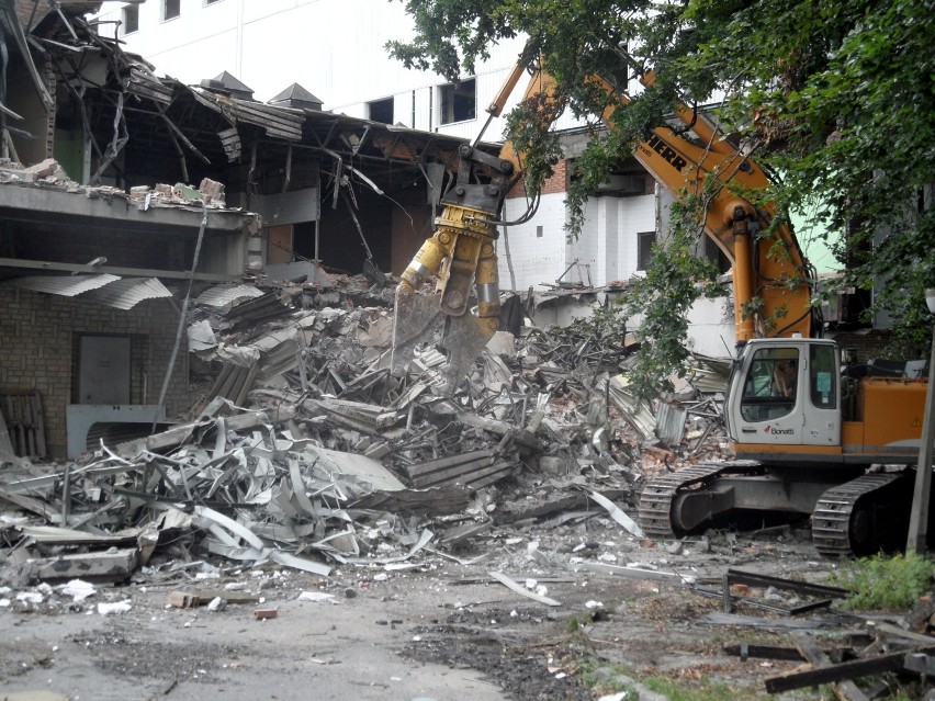 Hotel Diament w Jastrzębiu: zaczynają wyburzać budynek.
