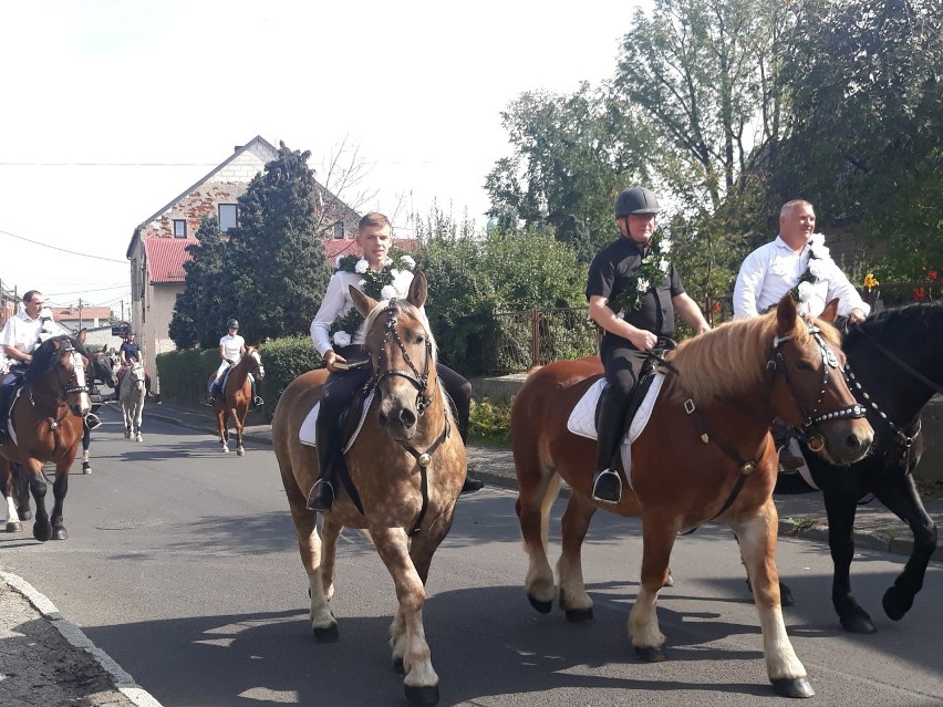 Procesja konna w Ostropie odbyła się we wrześniu.

Zobacz...