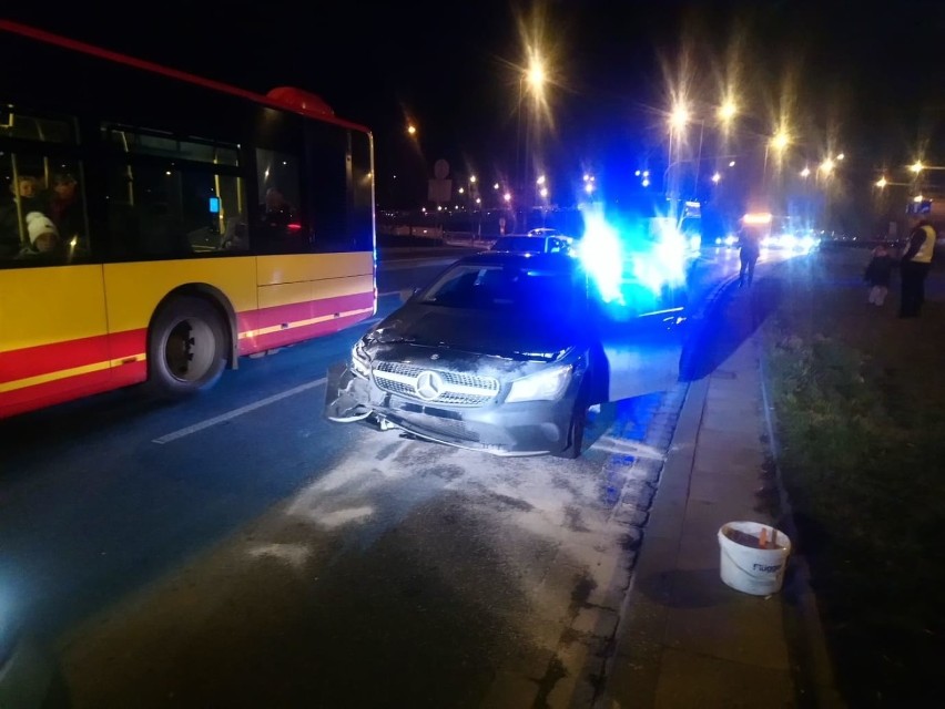 Wrocław. Zobacz zdjęcia z wieczornego wypadku przy Gądowiance