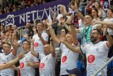 Kibice siatkarek Energa MKS Kalisz podczas meczu play-off Tauron Ligi z BKS BOSTIK  Bielsko-Biała. ZDJĘCIA