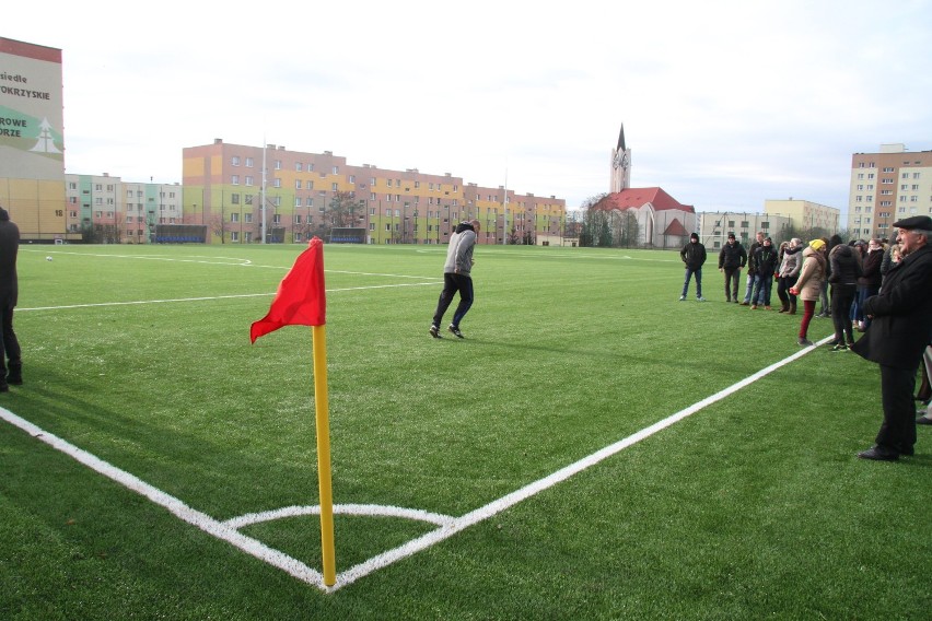 Najdłużej budowne boisko w Kielcach wreszcie otwarte