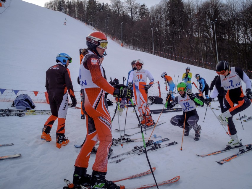 Boguszów-Gorce: Stok narciarski na Dzikowcu czynny od piątku. Na 27 stycznia zaplanowano Puchar Dzikowca