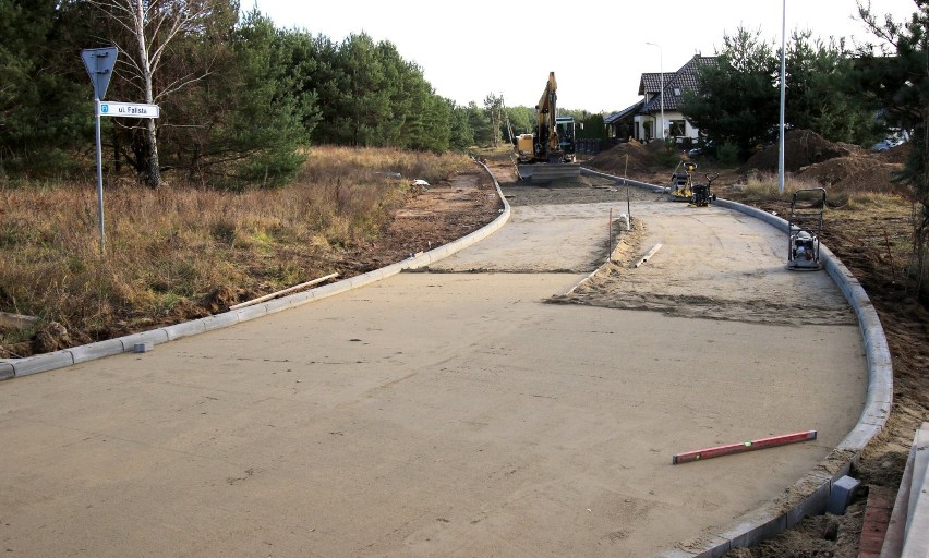 Trwa przebudowa trzech ulic w Skokach. Zakończenie prac zaplanowano jeszcze w tym roku 