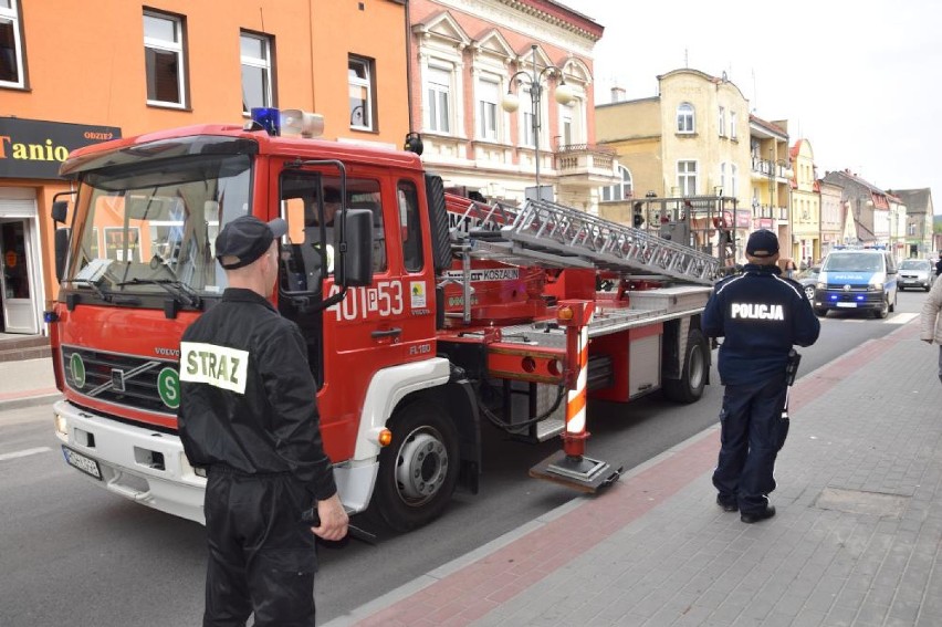 Chodzież: Akcja straży i policji na ulicy Wojska Polskiego [ZDJĘCIA]