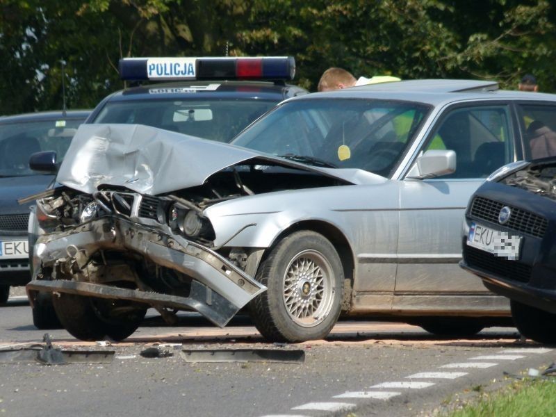 Wypadek w Wojciechowicach, trzy osoby ranne [ZDJĘCIA]