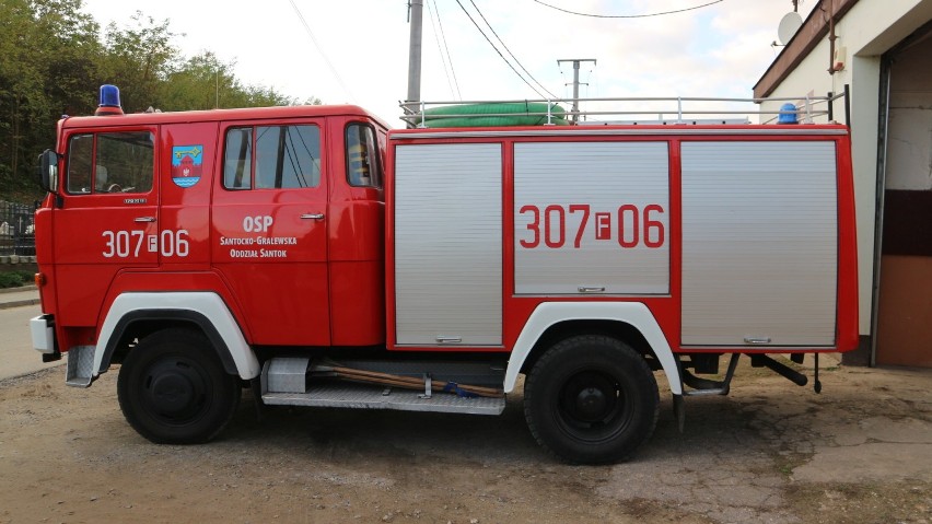 Wóz strażacki można kupić już na początku lipca