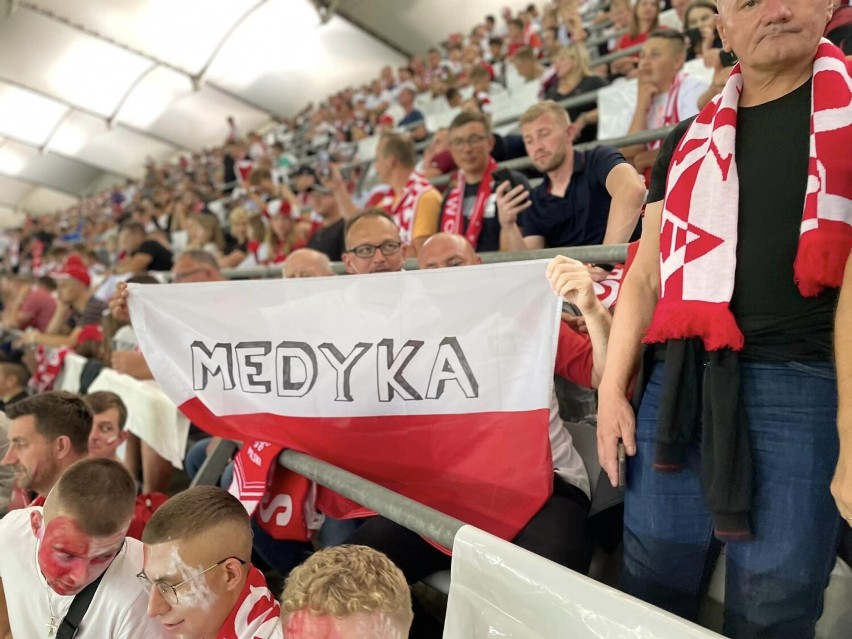 Kibice z Podkarpacia na meczu Polska-Wyspy Owcze w...