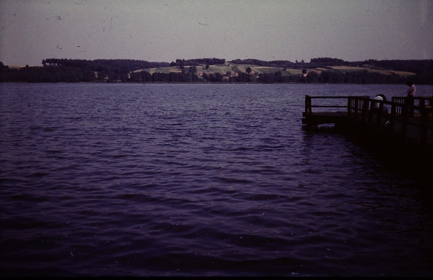 Jezioro Miejskie i fragment pomostu drewnianego (VIII 1974)