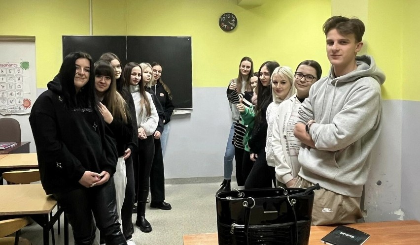 Młodzież z "ekonomika" w Radomsku przygotowuje się do staży w Hiszpanii i na Cyprze
