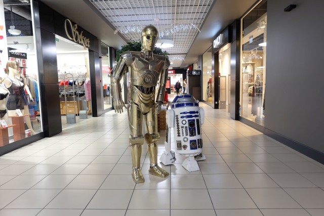 C3PO i R2D2 z filmu Gwiezdne Wojny