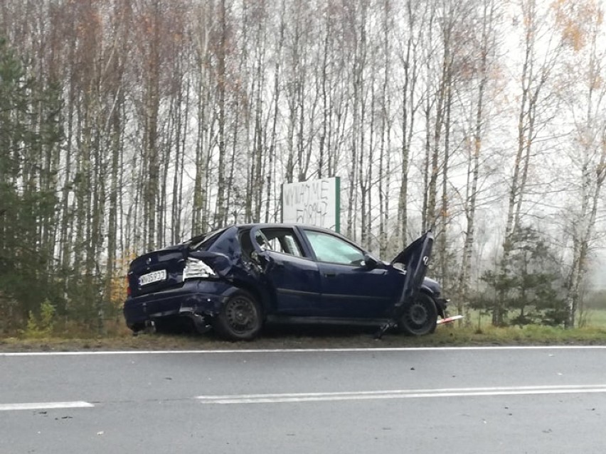 Deniski. Wypadek na drodze krajowej nr 19. Zderzenie dwóch samochodów osobowych