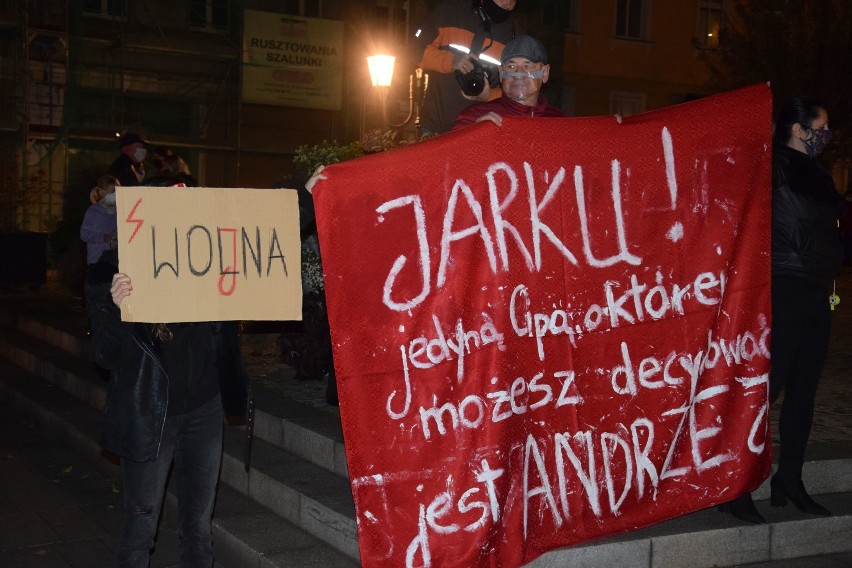 Takie hasła wyczytać można było podczas protestów w Świeciu