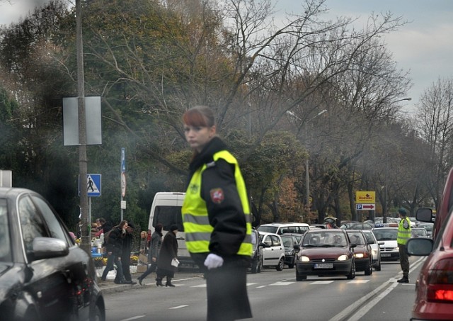 Kadeci z Zespołu Szkół nr 3 w Puławach już w ubiegłym roku pomagali policjantom podczas akcji Znicz