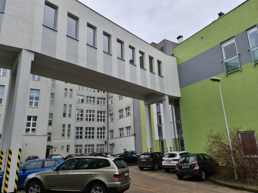 Specjalistyczny Szpital miejski przy ul. Batorego w Toruniu....
