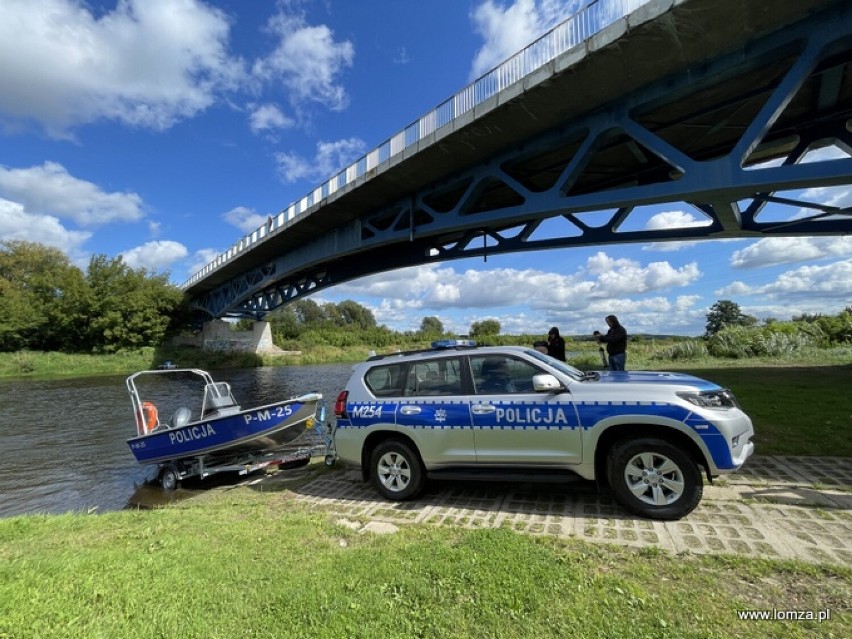 Narew będzie bezpieczniejsza. Łomżyńska policja ma nową łódź [zdjęcia]