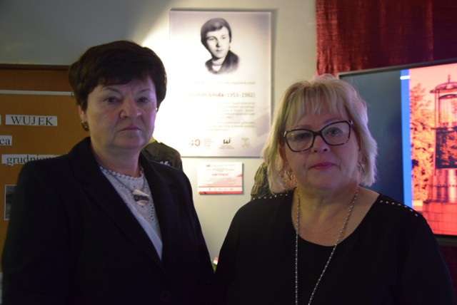 Pamięci Joachima Gnidy w SP 14 im. Armii Krajowej w Tychach. Na zdjęciu od lewej - Jolanta Fajst i Renata Gnida