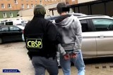 Wrocław. Zobaczcie film, jak policjanci zatrzymywali członków gangu sutenerów