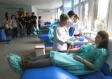 Szczecin: Chórzyści Akademii Morskiej oddali krew