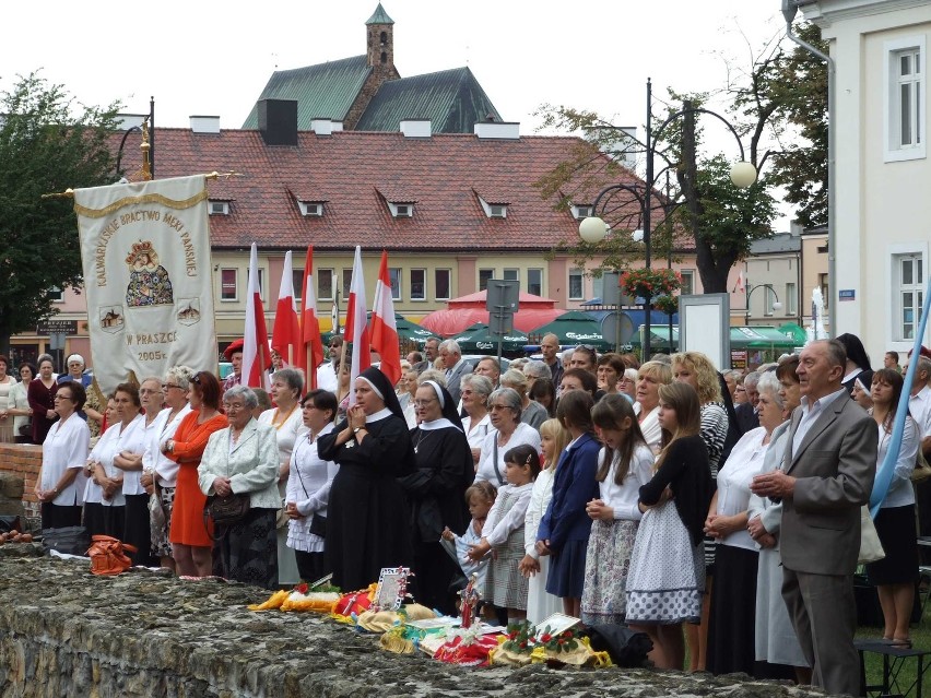 Relikwia Jana Pawła II w wieluńskiej kolegiacie