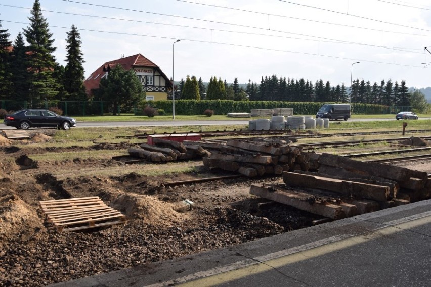 Trwa przebudowa tunelu pod torami, który połączy ul. Żeromskiego z ul Dworcową [ZDJĘCIA]