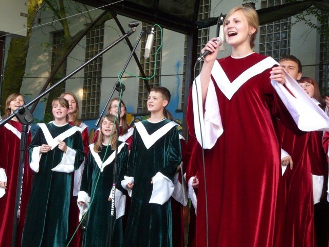 Chór Schola Cantorum podczas warsztatów gospel w Bełchatowie