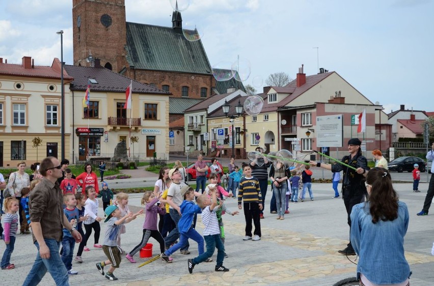 Bańki na rynku w Pilźnie [ZDJĘCIA]