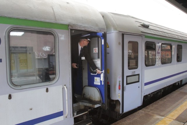 Autobusy zamiast pociągów PKP. Remont linii kolejowej Toruń Wschodni-Chełmża.