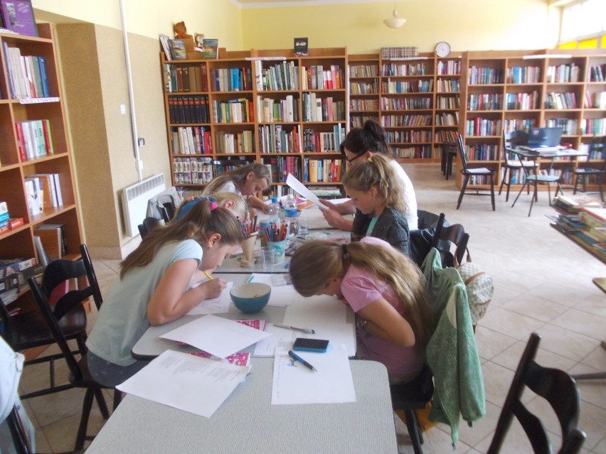 Biblioteka w Strzałkowie – wyspą poezji