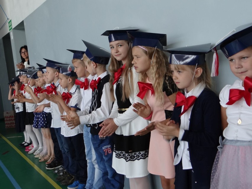 Inauguracja roku szkolnego w Pątnowie z udziałem marszałka [ZDJĘCIA]