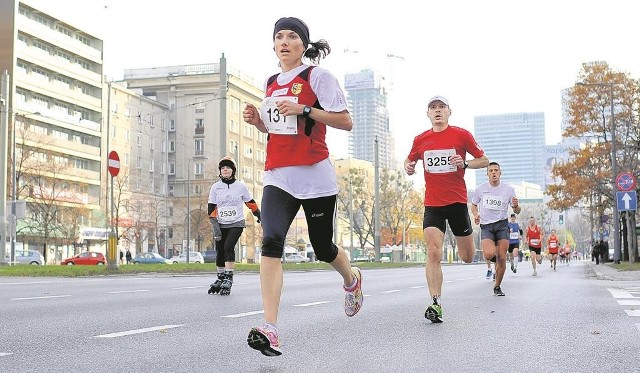 Bieg Niepodległości 2013. Zwykły bieg w niezwykłym dniu [OPINIE]

Jogging staje się modny, bo dostarcza energii na cały dzień. W warszawskich parkach i na ulicach pełno jest osób, które wybrały akurat ten sport. Spróbuj i ty! 

Gwarantujemy, że po treningu uśmiech pojawi się na twojej twarzy. Oni już to sprawdzili i polecają! 

Czytaj koniecznie: Bieg Niepodległości 2013. Rekordowe i jubileuszowe zawody!