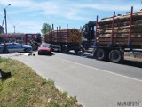 Zderzenie samochodu ciężarowego z osobowym w Kup w powiecie opolskim. Ranna jest jedna osoba