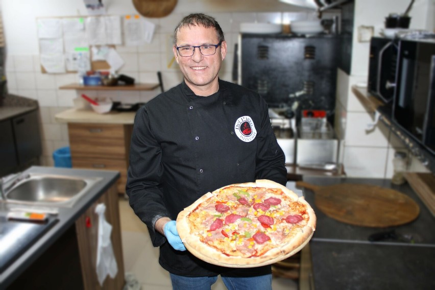 Na Światowy Dzień Pizzy opowieść o tym, jak w Del Piero robią pizzę według francuskiej receptury na ciasto. Skąd to się w ogóle wzięło?