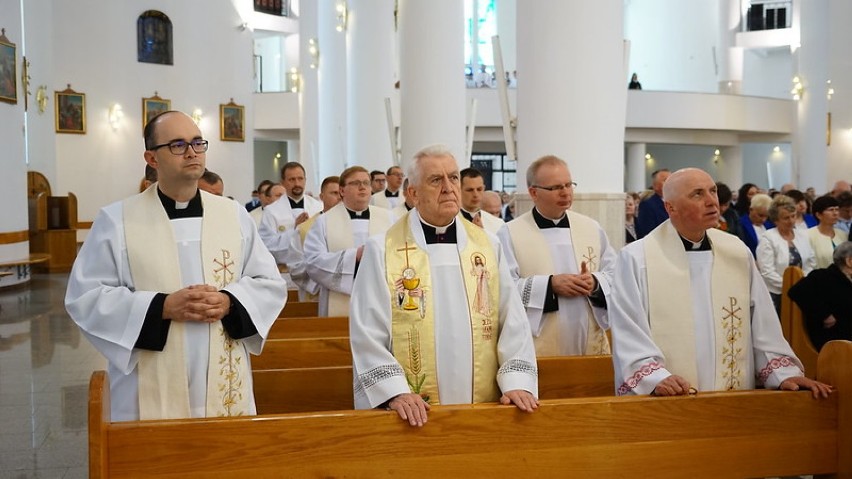 Diakoni z trzech parafii powiatu dębickiego przyjęli w sobotę święcenia kapłańskie