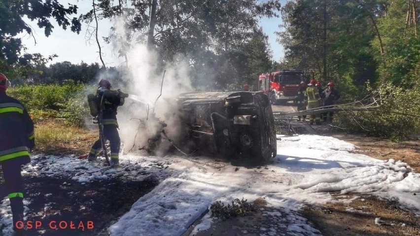 Pożar samochodu w Puławach