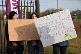 Protest w sprawie składowiska odpadów przy Szadkowskiej w Zduńskiej Woli. Jest petycja