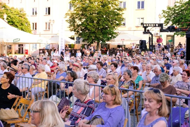 Piątkowy koncert plenerowy na Rynku Kościuszki w ramach Podlaskiej Oktawy Kultur