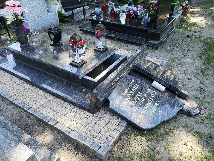 Wandal zniszczył groby na cmentarzu w Grudziądzu [zdjęcia]