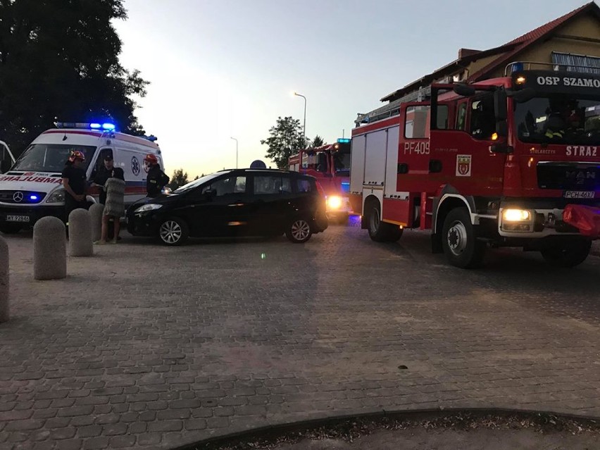 Wypadek na plaży w Szamocinie. Noga nastolatka utknęła w jednym z elementów zjeżdżalni wodnej