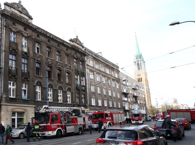 Pożar kamienicy na Piotrkowskiej w Łodzi