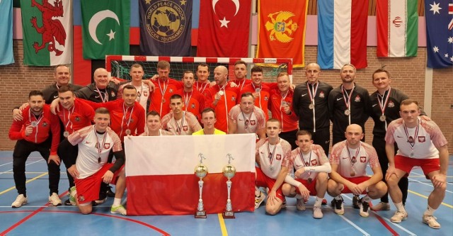 Polscy strażacy piłkarskimi wicemistrzami świata
