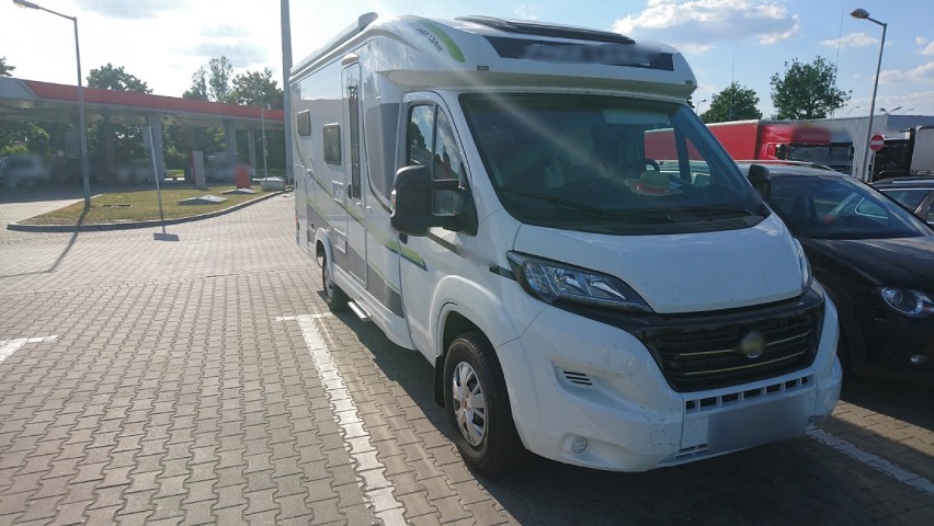 Dzięki świebodzińskim policjantom odzyskano kamper warty 200 tys. zł. Pojazd skradziono na terenie Niemiec!