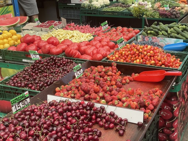 Ceny warzyw i owoców na szczecińskim rynku