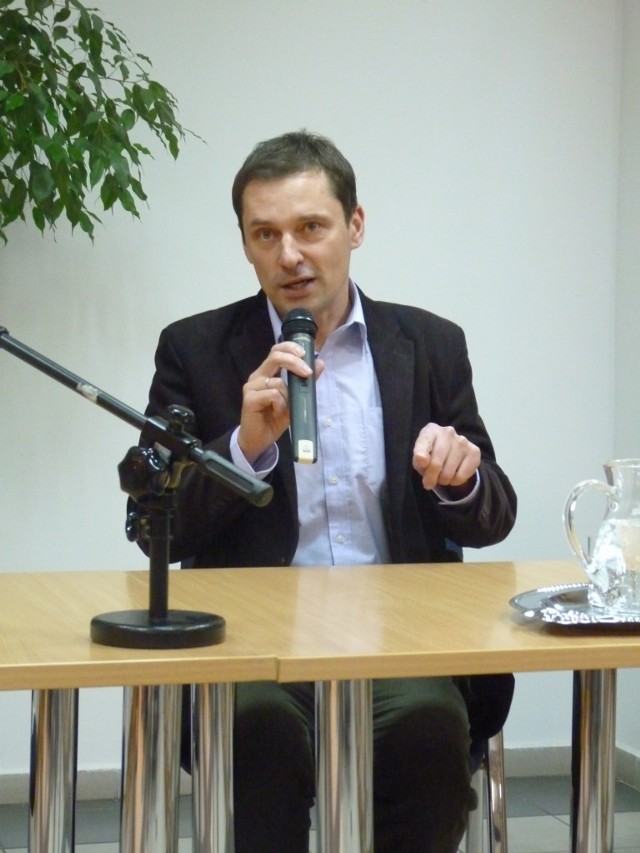 Krzysztof Ziemiec dziennikarz, prezenter Wiadomości TVP przyjechał do Radomska