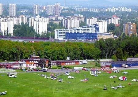 Lotnisko na katowickim Muchowcu będzie do niedzieli wypełnione turystycznymi samolotami.  /  ANDRZEJ GRYGIEL