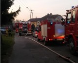 Żarki. Poranny pożar drewnianego domu. Jedna osoba trafiła do szpitala